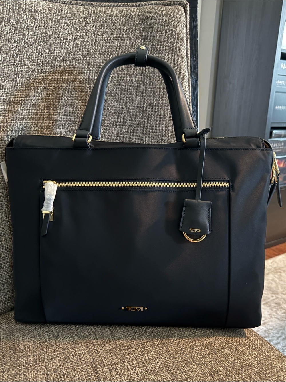 Tumi Voyageur PISA Brief
